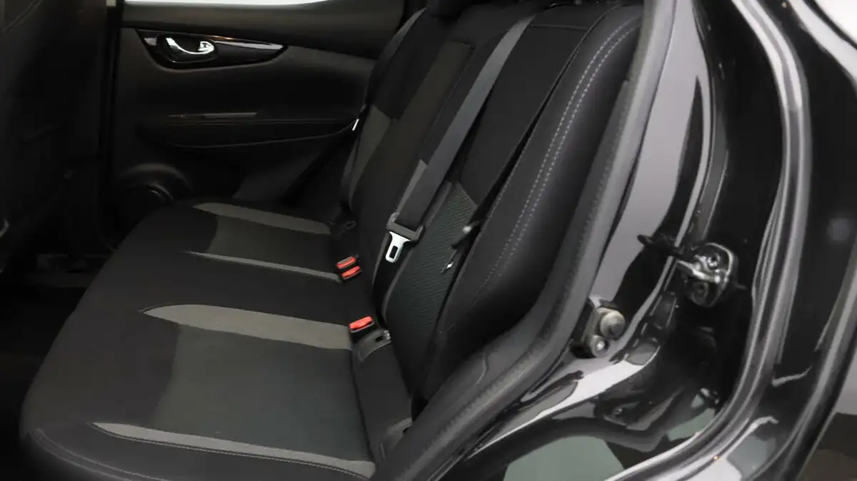 2020-nissan-qashqai-13-dig-t-n-connecta-140ps-big-15