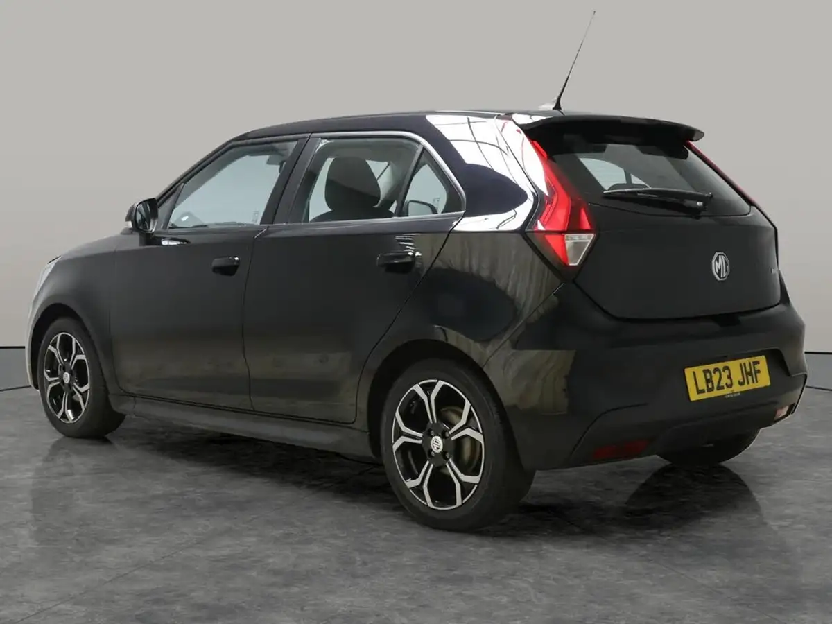 2023-mg-mg3-15-vti-tech-exclusive-nav-big-9