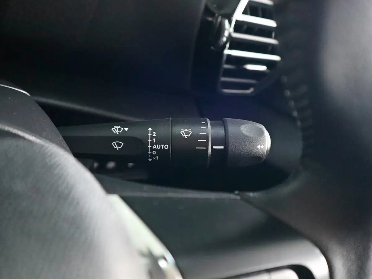 2022-citroen-c4-12-puretech-sense-plus-big-38