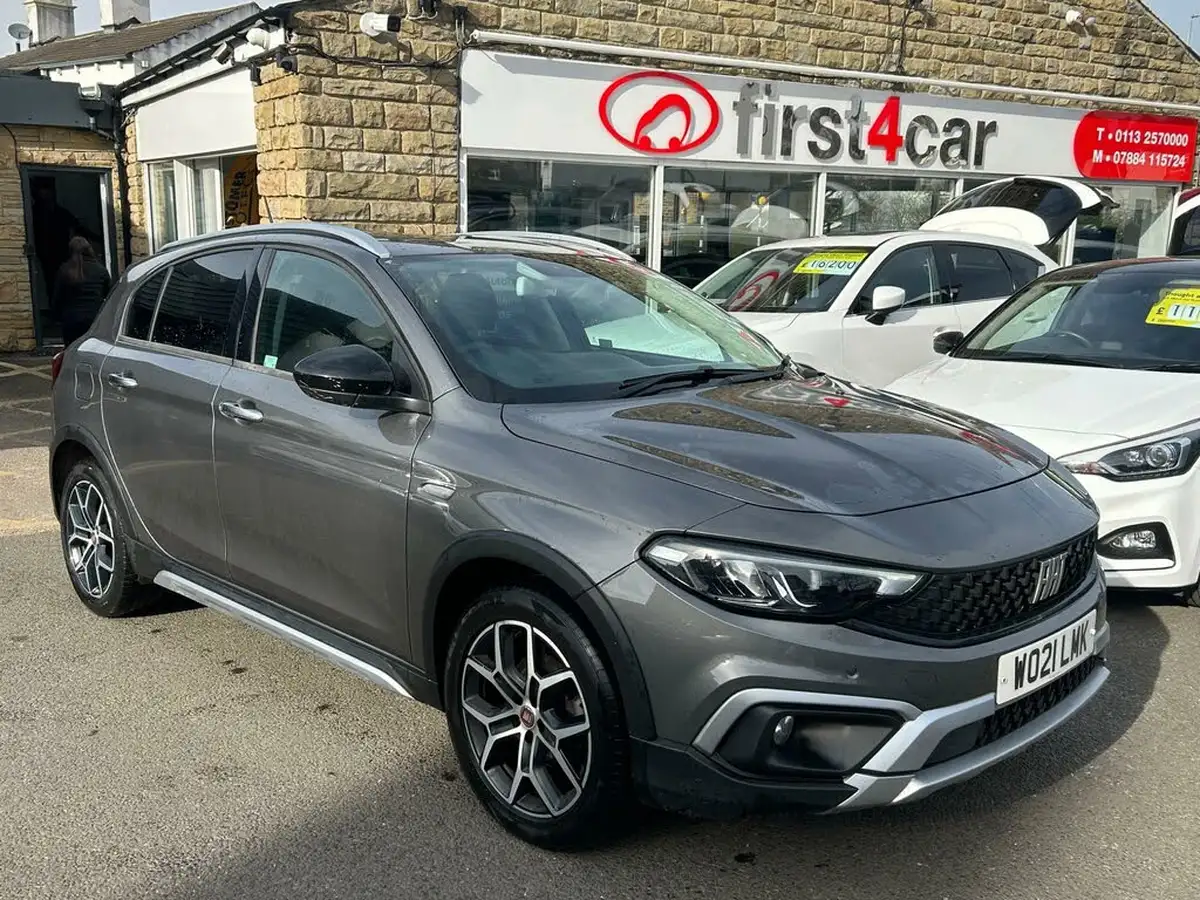 2021-fiat-tipo-10-cross-big-4