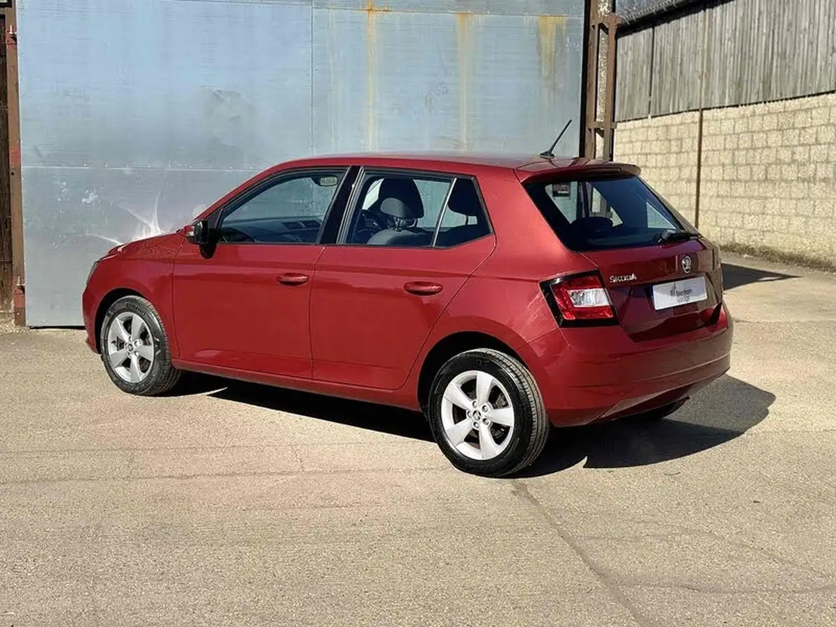 2015-skoda-fabia-12-tsi-se-109ps-hatchback-dsg-big-6