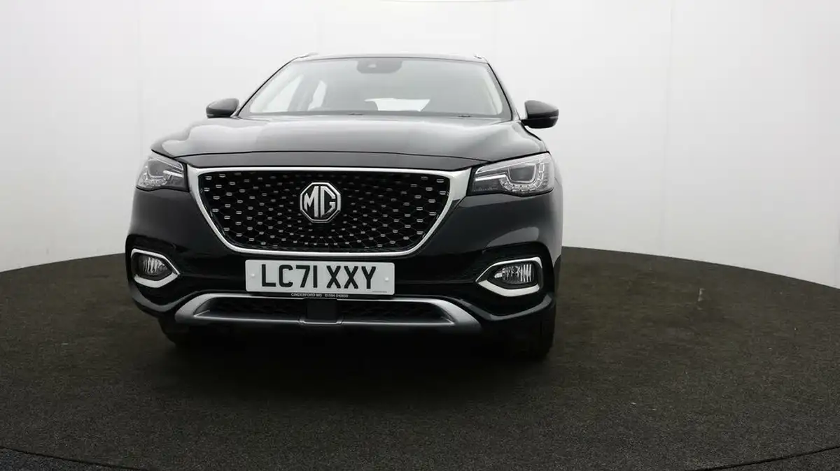 2021-mg-hs-15t-gdi-exclusive-162ps-big-53