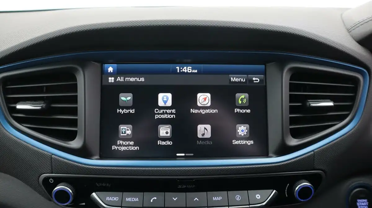 2019-hyundai-ioniq-16-gdi-premium-se-hybrid-big-11