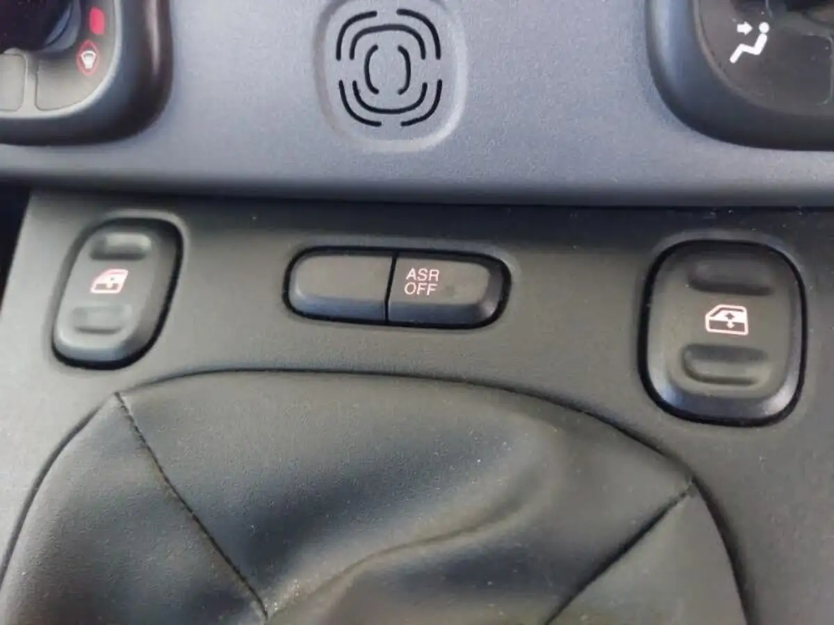 2019-fiat-panda-12-lounge-ss-big-10