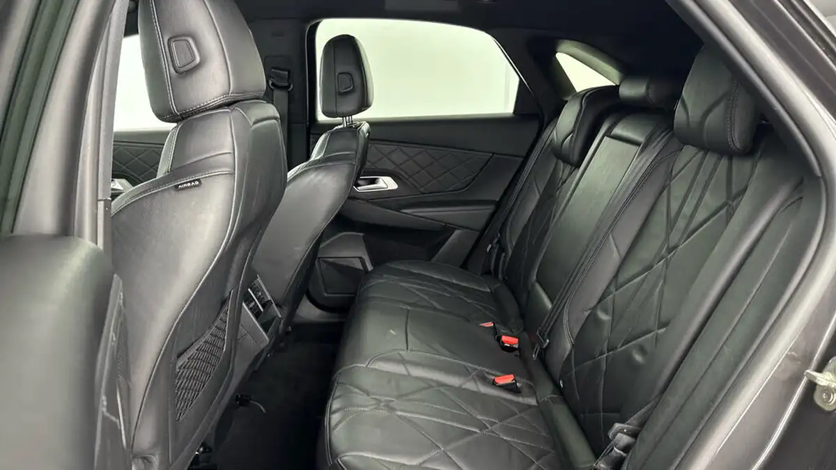 2018-ds-ds-7-crossback-16-puretech-prestige-225ps-big-13