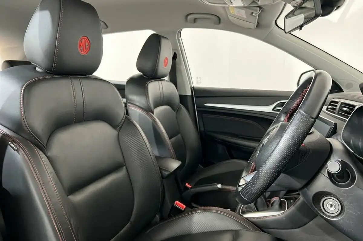 2022-mg-zs-suv-15-vti-tech-exclusive-big-17