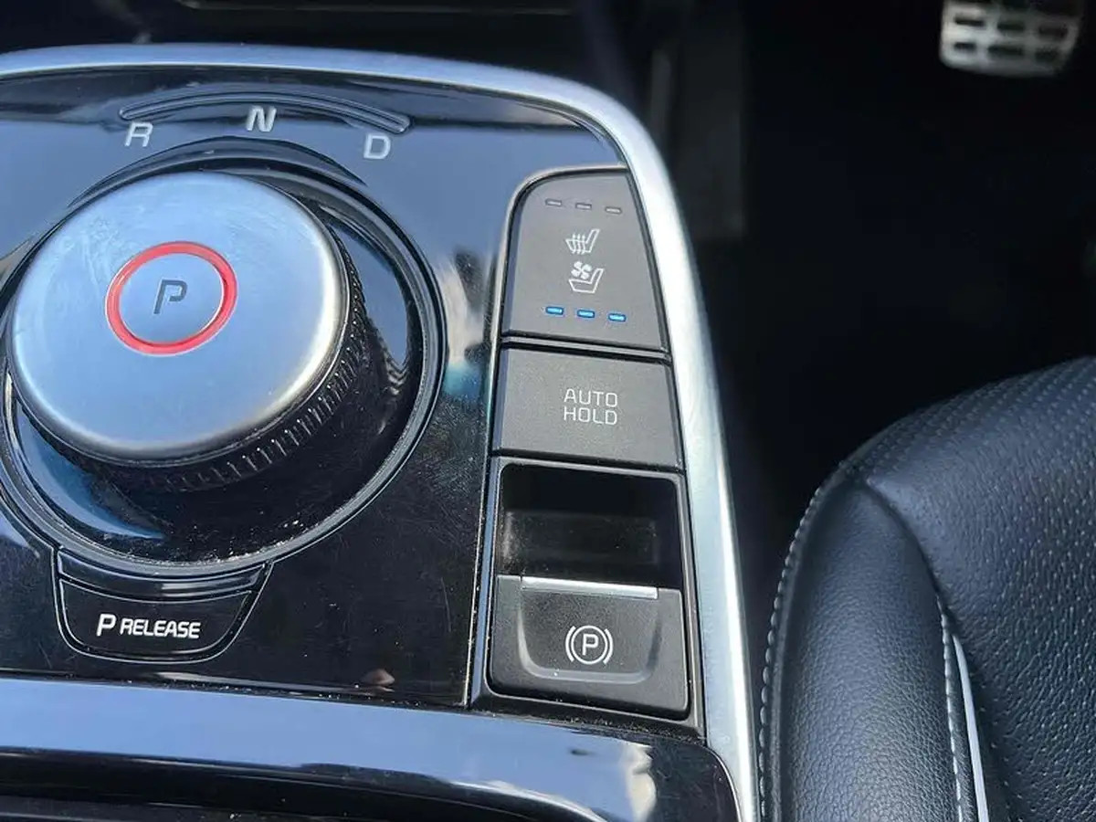 2021-kia-e-niro-ev-4-big-56
