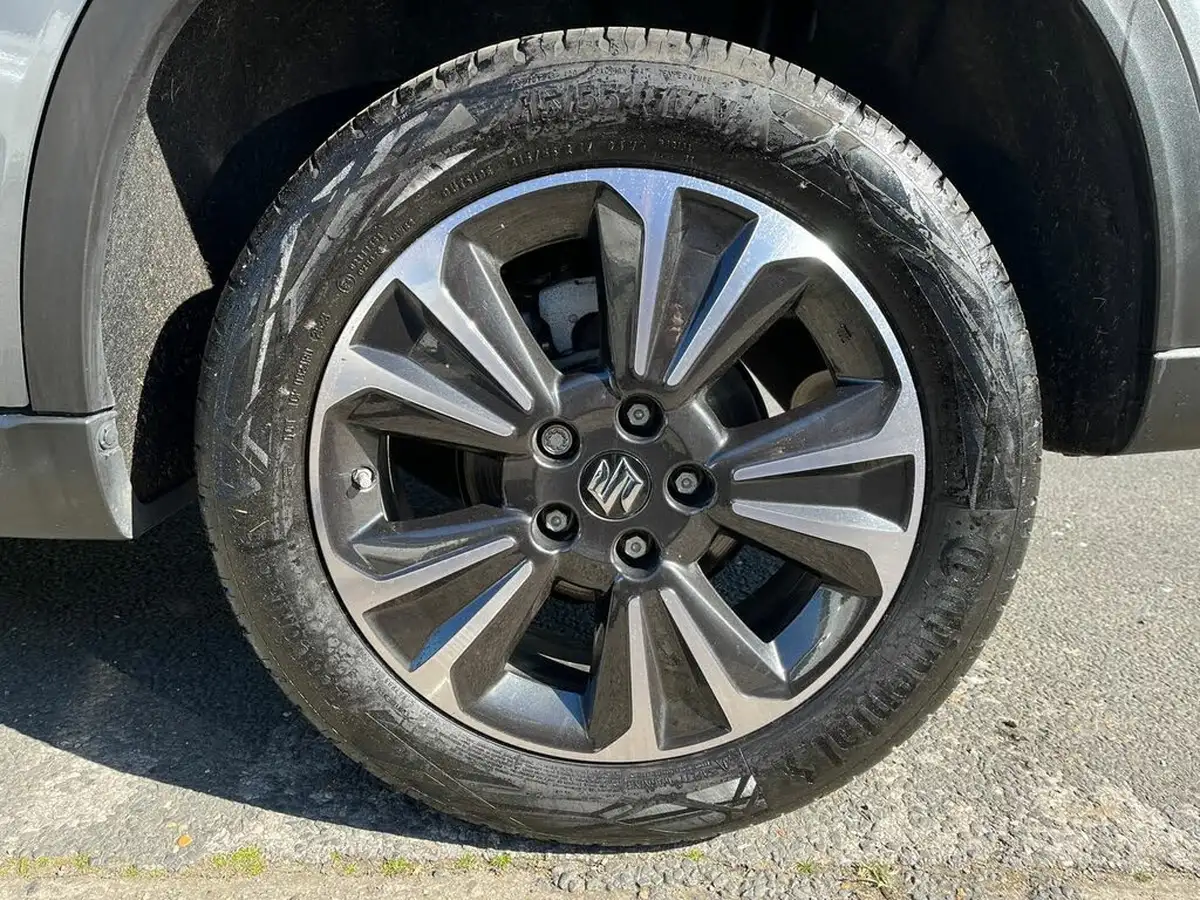 2023-suzuki-vitara-15-sz5-big-8