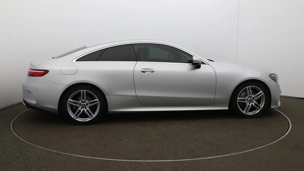 2020-mercedes-benz-e-class-20d-e220d-amg-line-premium-coupe-2d-big-8
