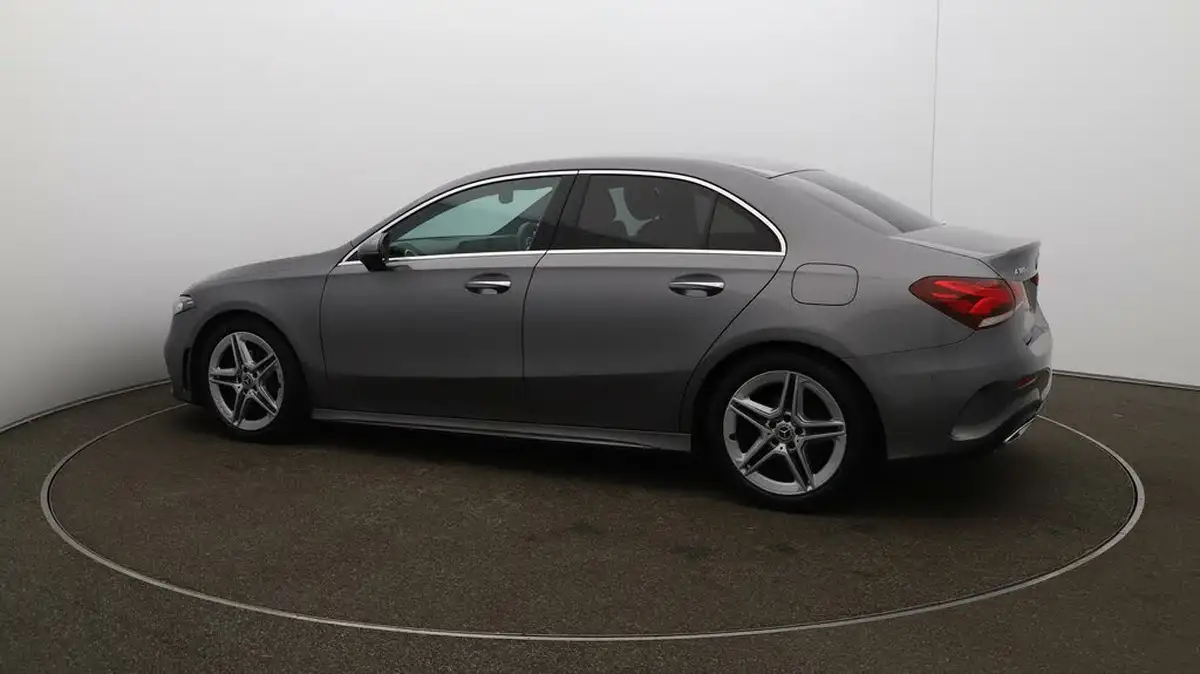 2019-mercedes-benz-a-class-15d-a180d-amg-line-premium-saloon-4d-7g-dct-big-38