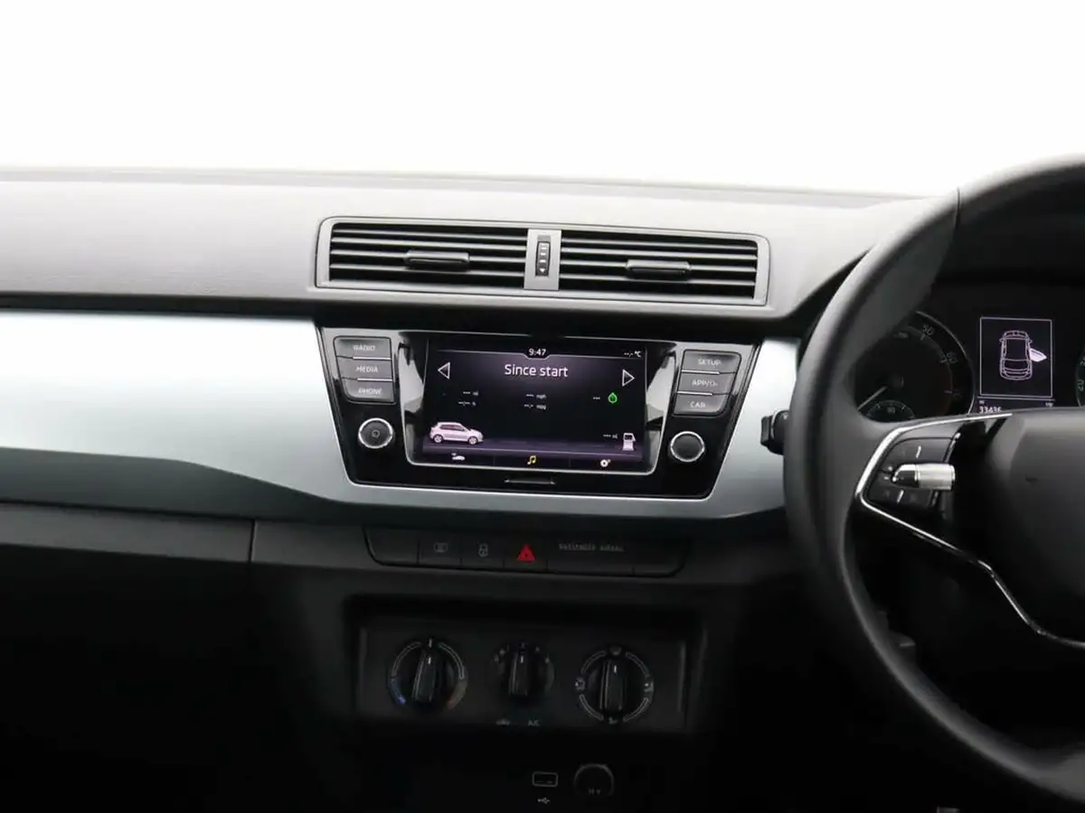 2020-skoda-fabia-10-mpi-colour-edition-60ps-big-6