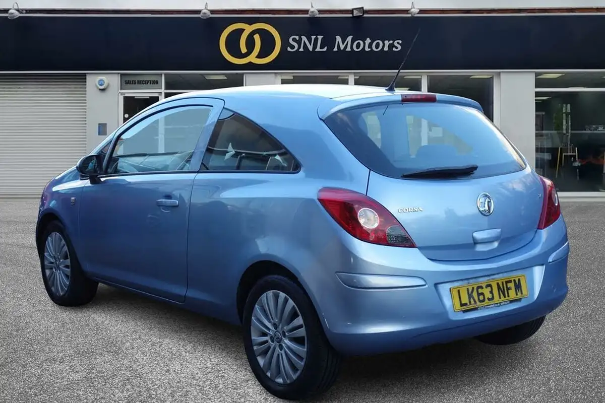 2013-vauxhall-corsa-14-energy-16v-3d-big-4