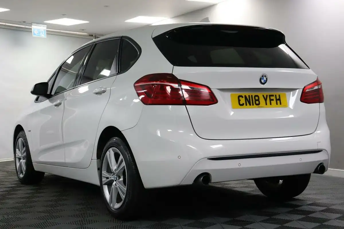 2018-bmw-2-series-20td-220d-sport-190bhp-active-tourer-5d-big-17