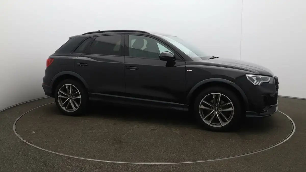 2021-audi-q3-15-35-tfsi-black-edition-codcomfort-sound-pack-station-wagon-big-45