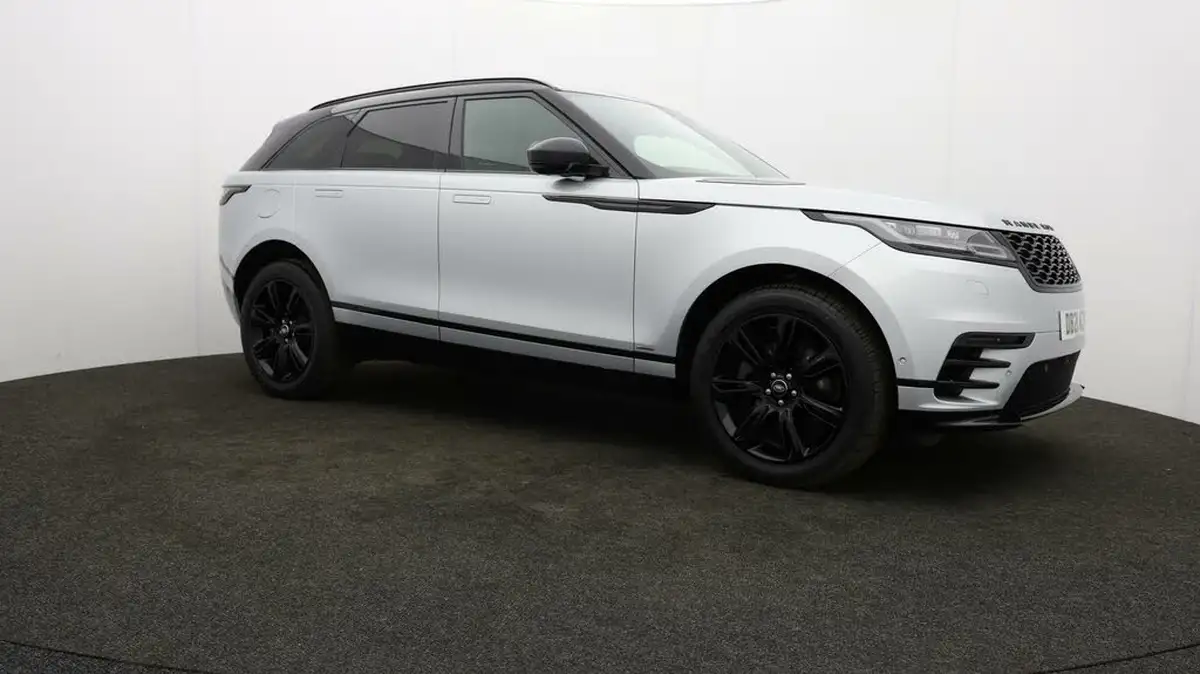 2021-land-rover-range-rover-velar-20-d200-velar-edition-big-46