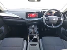 2022-vauxhall-astra-12-turbo-design-110ps-hatchback-small-2
