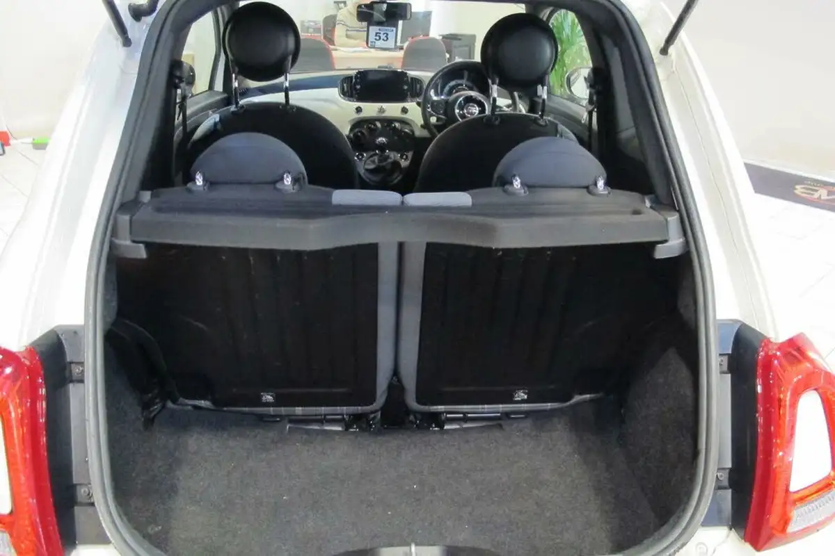2021-fiat-500-10-lounge-big-12