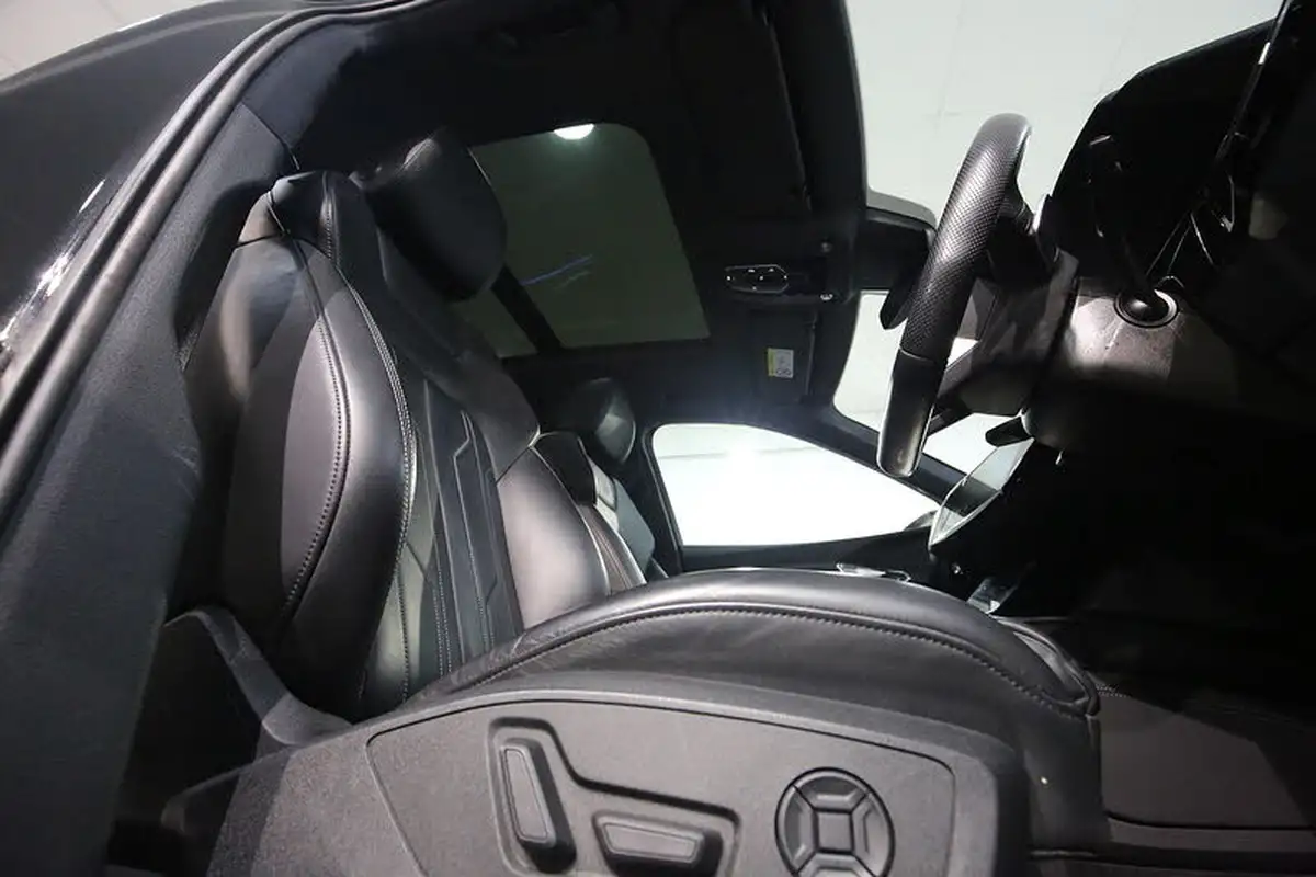 2020-audi-e-tron-50e-s-line-station-wagon-big-26