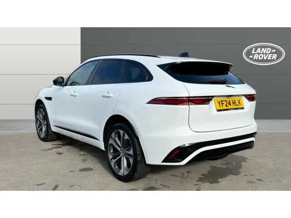 2024-jaguar-f-pace-20-d200-r-dynamic-hse-black-big-1