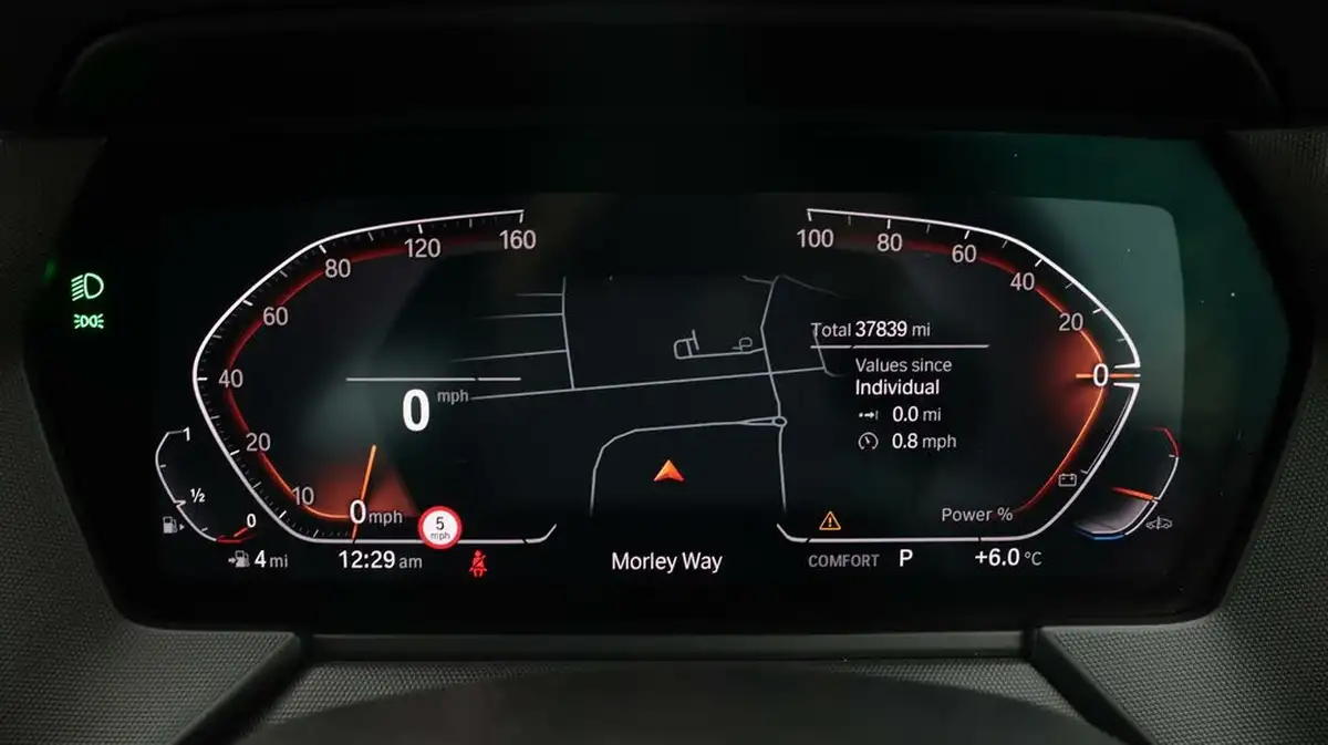 2022-bmw-1-series-15-118i-m-sport-lcp-dct-big-10