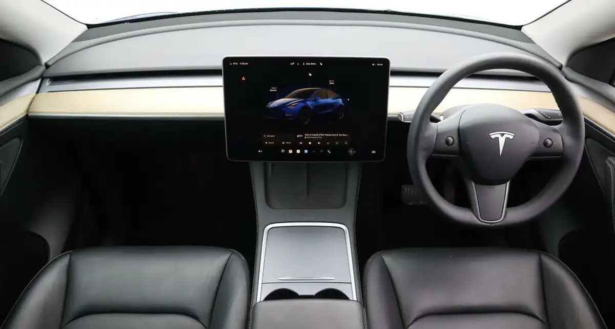 2023-tesla-model-y-e-rwd-big-13