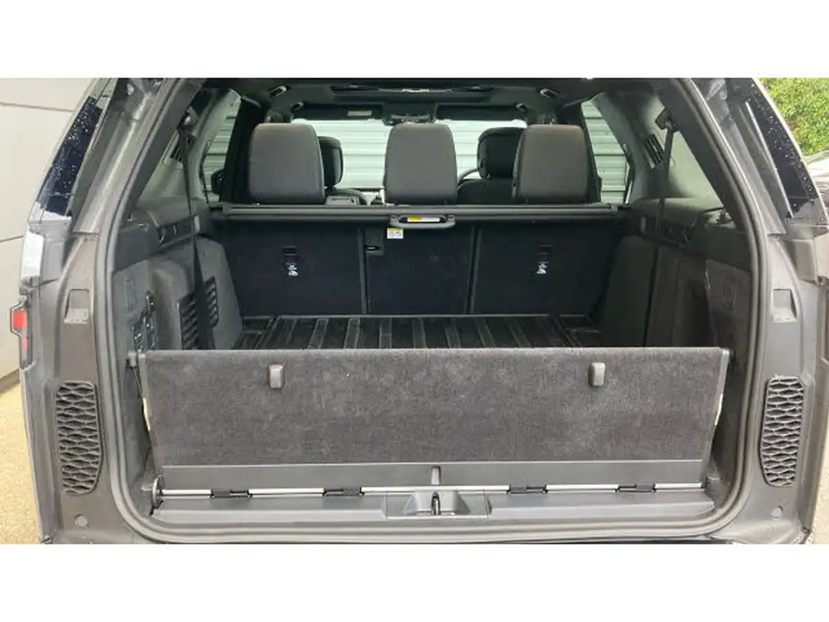 2024-land-rover-discovery-30-d350-dynamic-hse-big-47