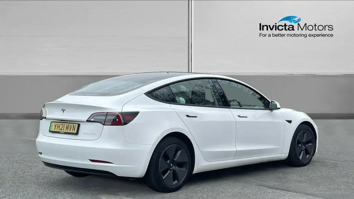 2021-tesla-model-3-e-long-range-4x4-big-2