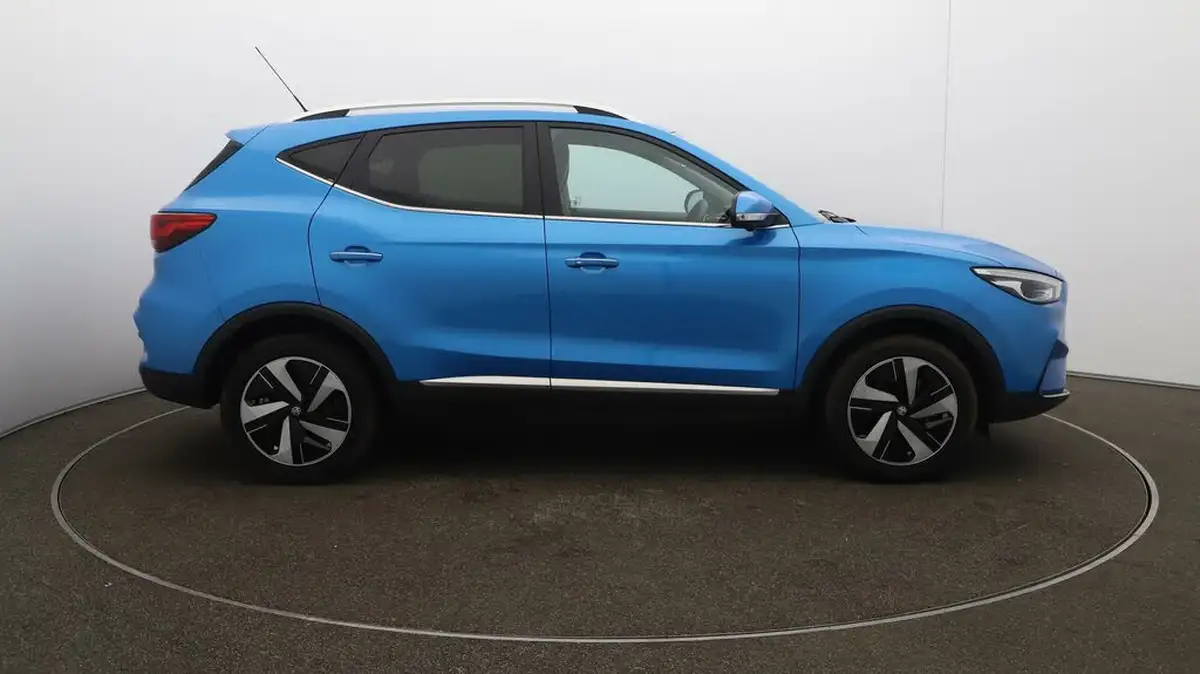 2024-mg-zs-suv-e-trophy-connect-ev-156ps-long-range-big-39