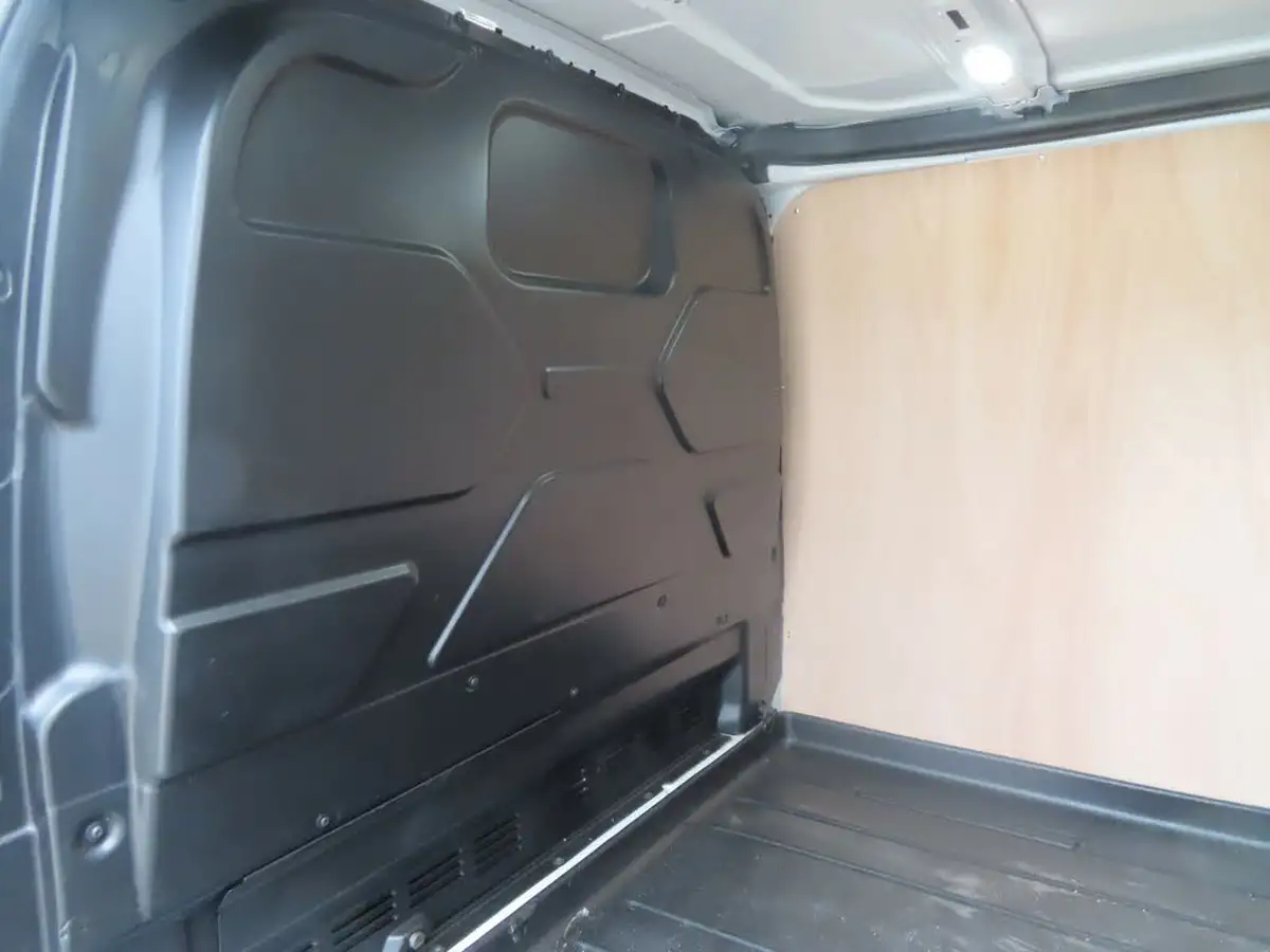 2020-ford-transit-custom-20tdci-300-l1h1-limited-130pseu6dt-panel-van-big-40