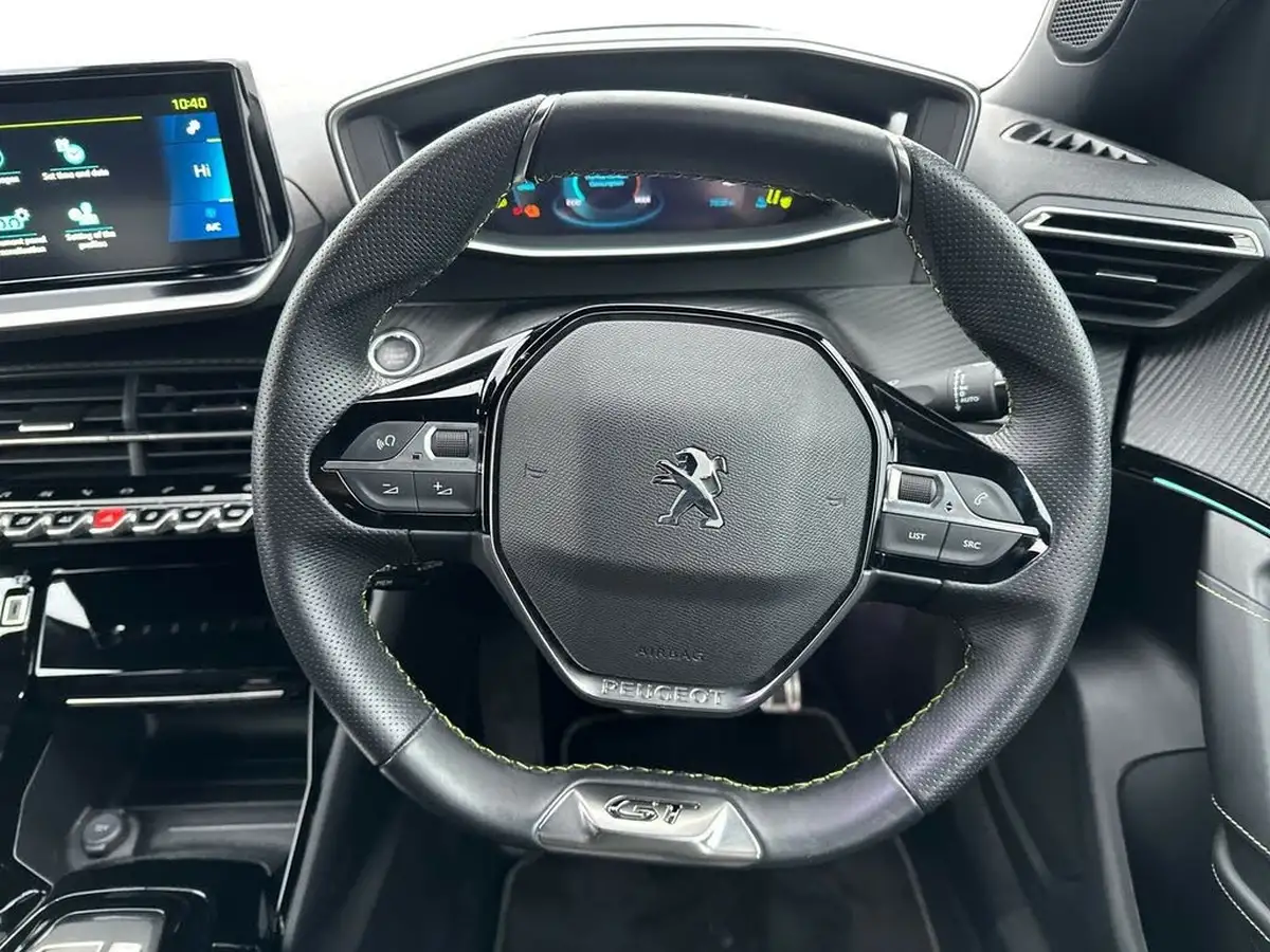 2023-peugeot-2008-suv-e-gt-136bhp-50kwh-station-wagon-big-15