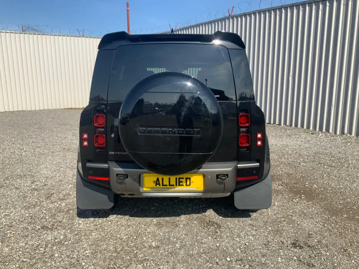2024-land-rover-110-defender-30-d350-x-dynamic-se-big-6