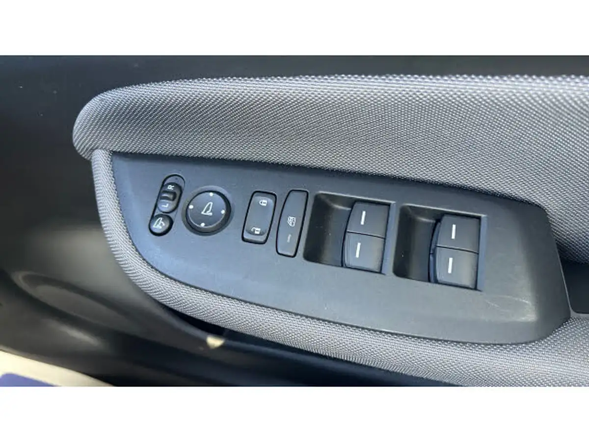 2021-honda-jazz-15-i-mmd-crosstar-ex-109ps-two-tone-big-33