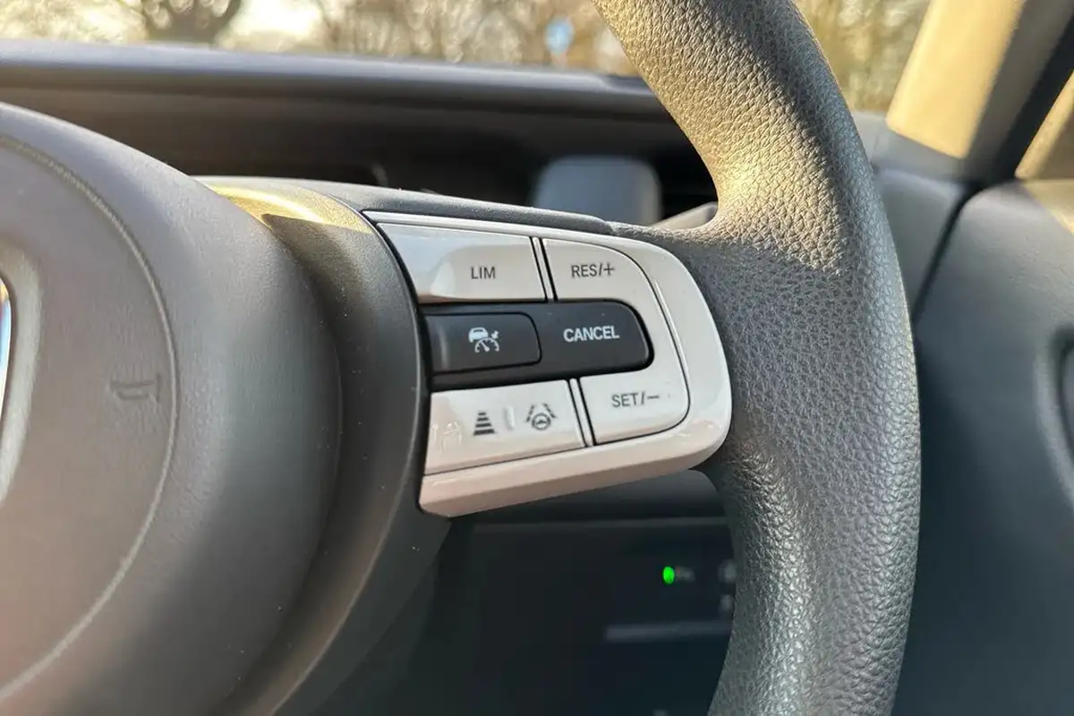 2022-honda-jazz-15-i-mmd-sr-109ps-big-16