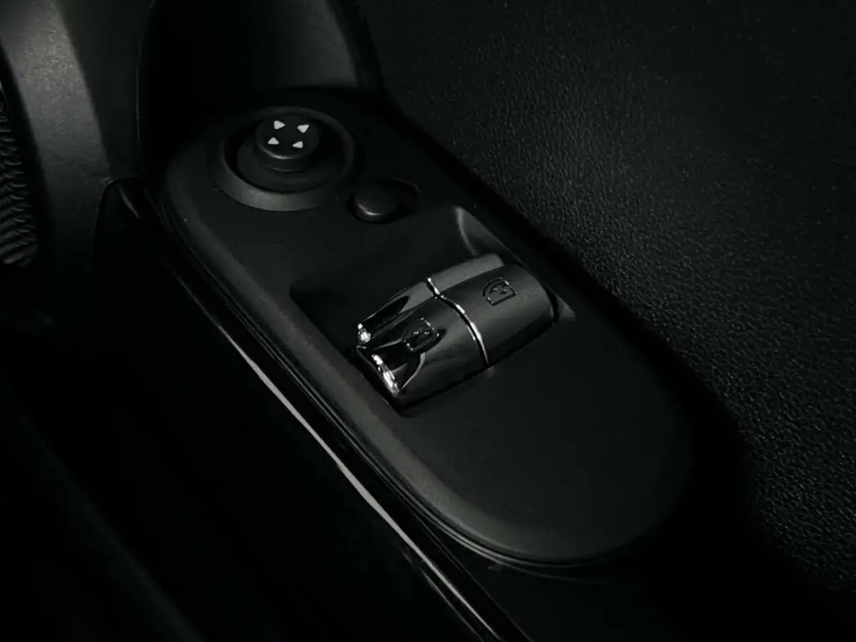 2021-mini-cooper-20-john-cooper-works-hatchback-3d-auto-big-19