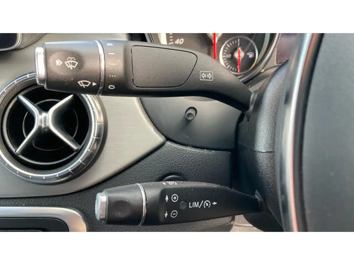 2019-mercedes-benz-cla-16-cla-200-amg-line-night-edition-plusss-coupe-4d-big-36