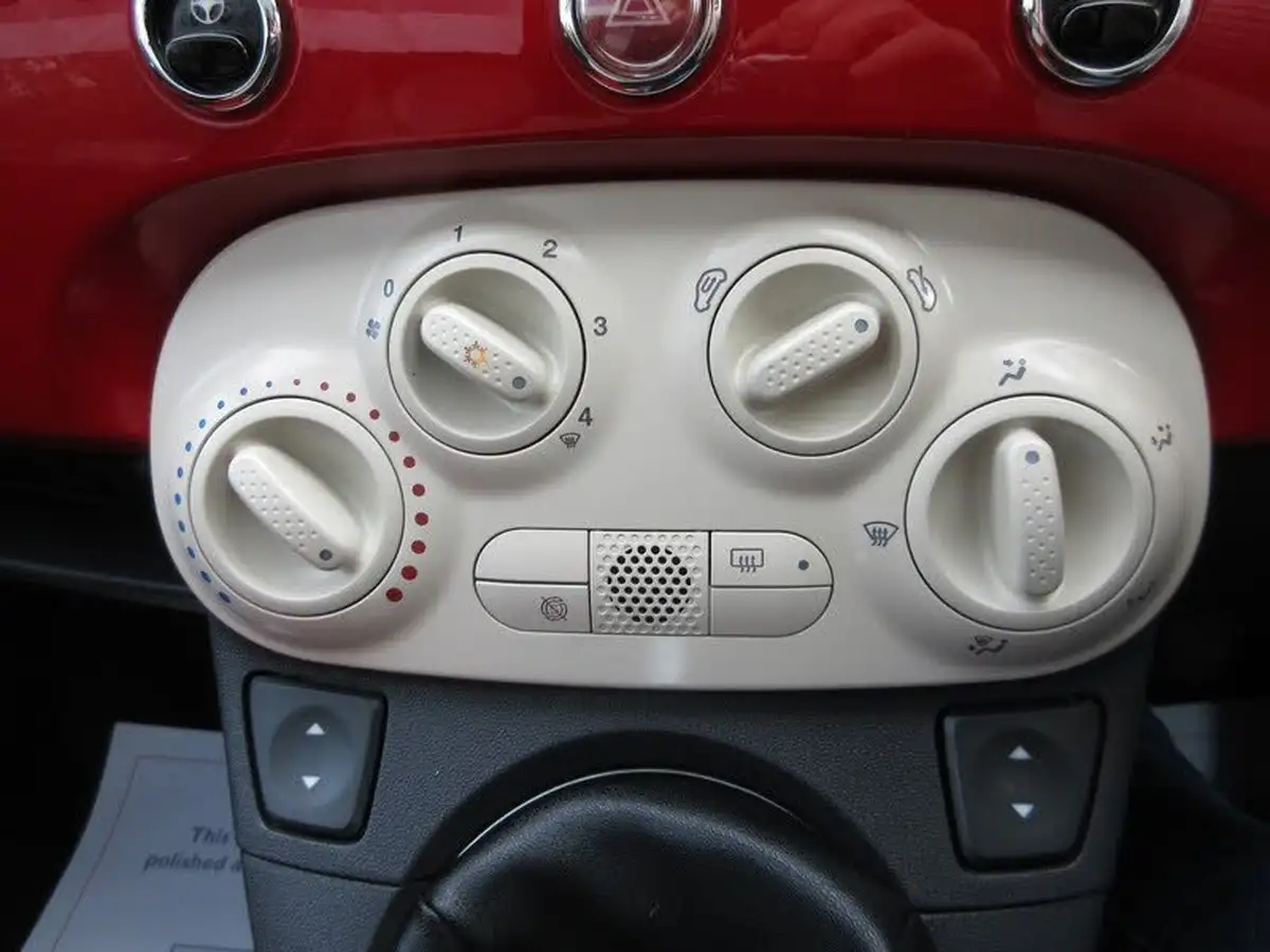 2012-fiat-500-12-lounge-ss-big-10
