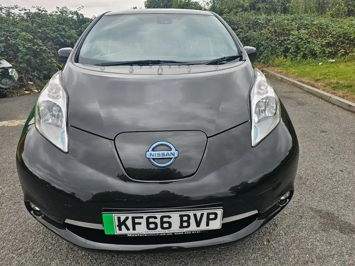 2017-nissan-leaf-e-acenta-80kw-24kwh-big-5