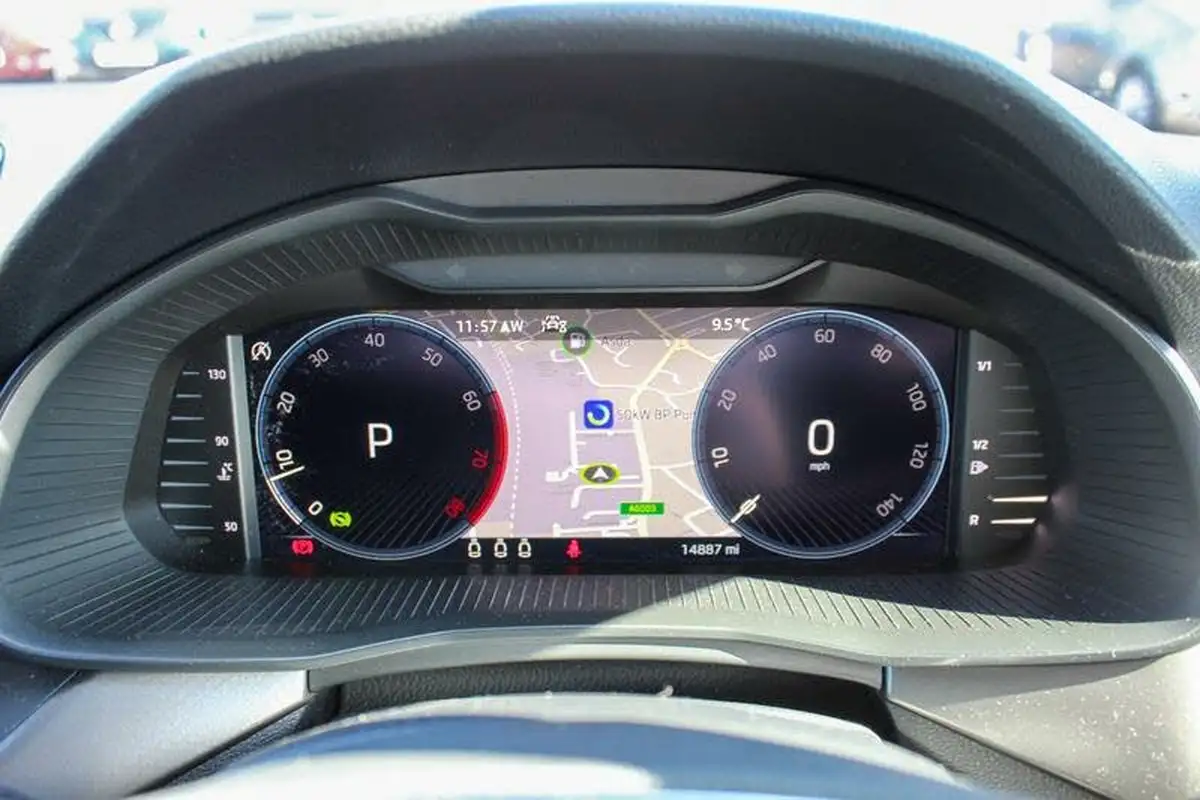 2022-skoda-kamiq-15-tsi-se-l-dsg-big-28