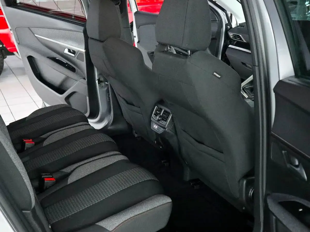 2021-peugeot-5008-suv-15-bluehdi-active-premium-big-16