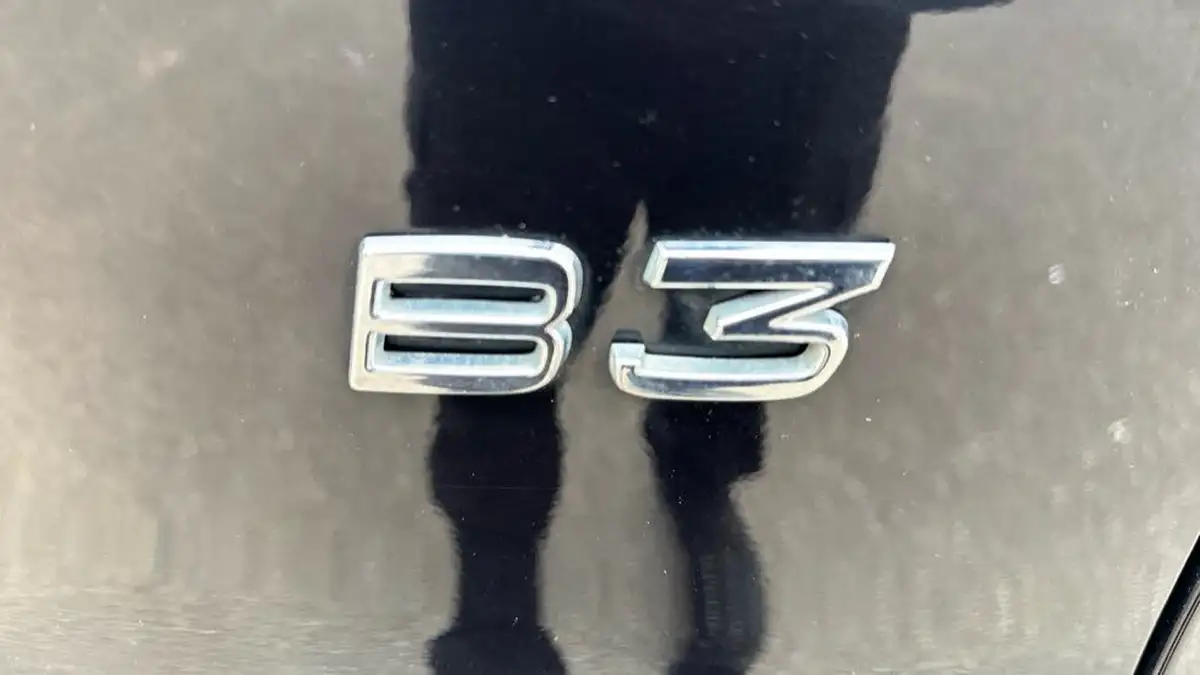2023-volvo-xc40-20-b3-core-big-22