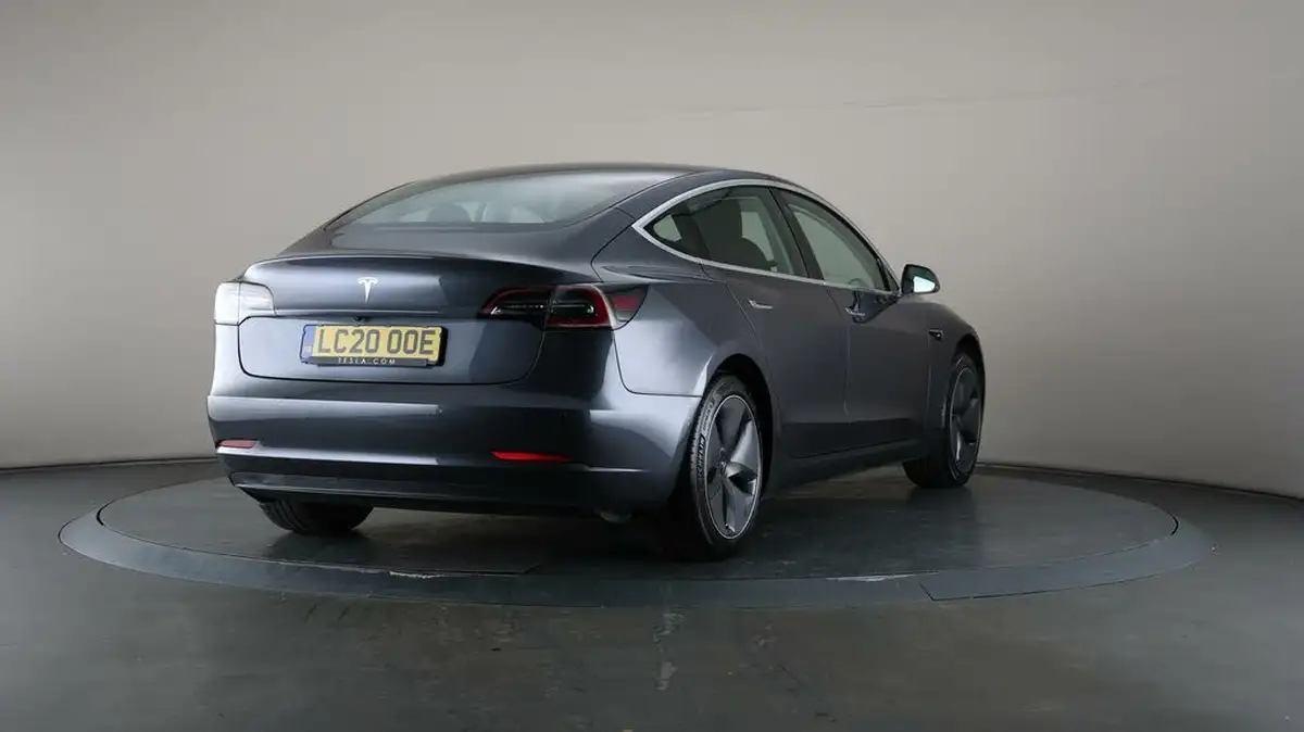 2020-tesla-model-3-e-standard-plus-big-66