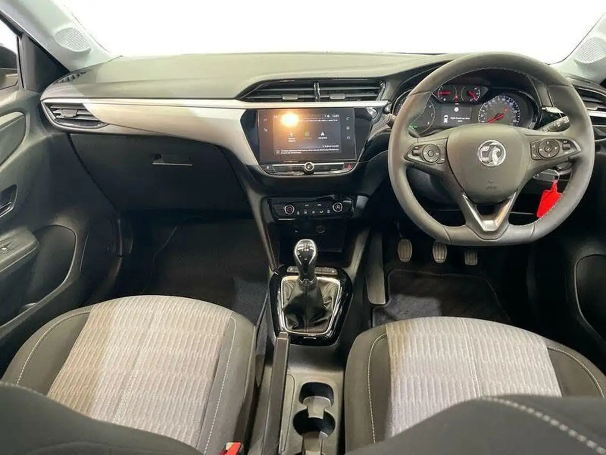 2023-vauxhall-corsa-12i-design-big-11