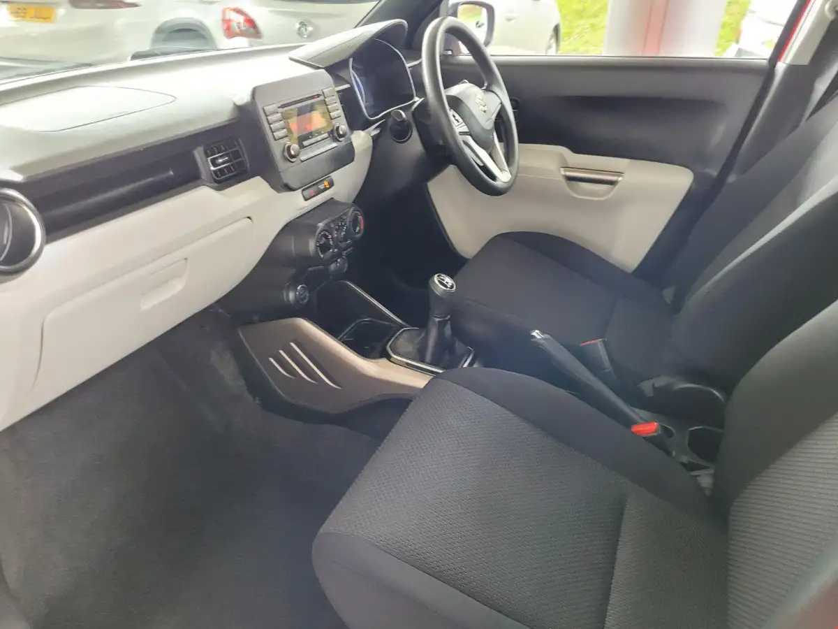 2018-suzuki-ignis-12-dualjet-sz3-big-13