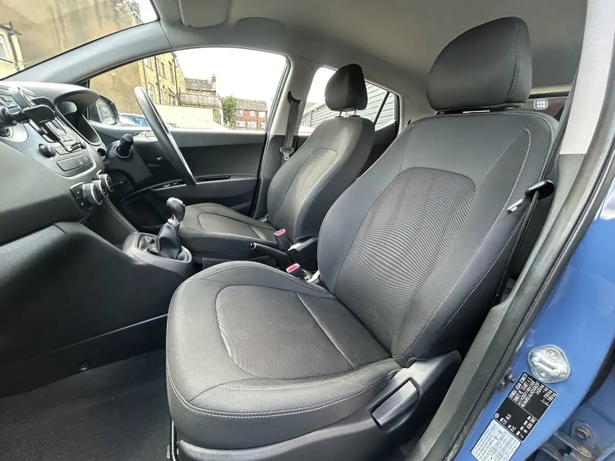 2017-hyundai-i10-10-se-big-21