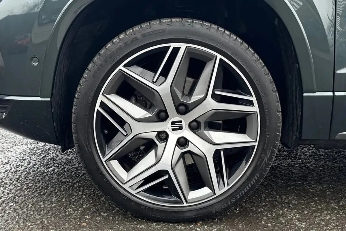 2022-seat-ateca-15-ecotsi-fr-sport-big-9