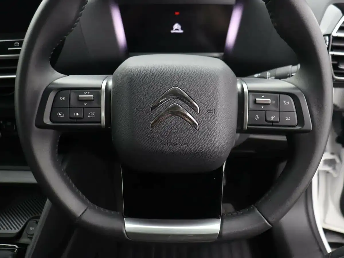 2023-citroen-c4-12-puretech-sense-plus-big-46