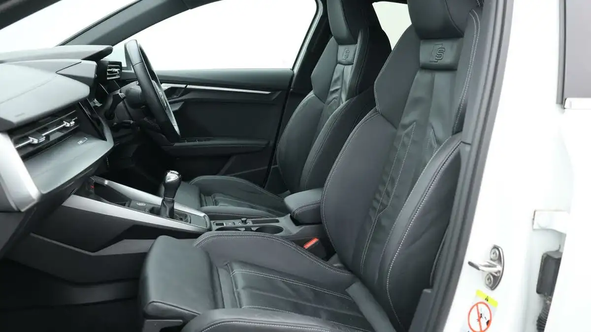 2021-audi-a3-10-30-tfsi-sportback-5d-big-14