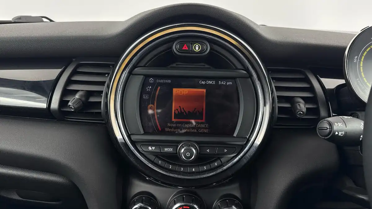 2021-mini-cooper-e-cooper-s-2-big-11