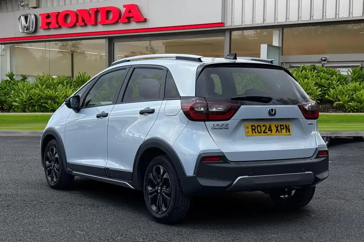 2024-honda-jazz-15-i-mmd-crosstar-advance-big-2