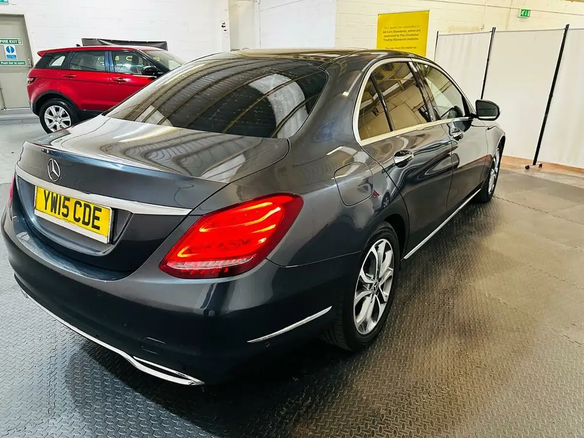 2015-mercedes-benz-c-class-21td-c220-cdi-sport-cdi-bluetec-premiumss-7g-tronic-plus-big-27